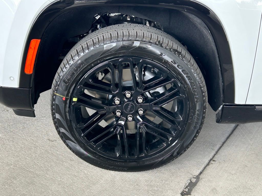 New 2026 Jeep Grand Wagoneer L Limited image 24