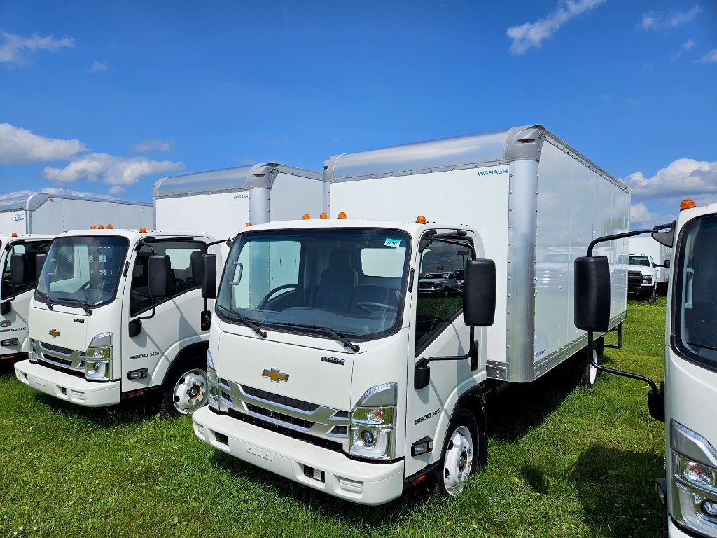 New 2024 Chevrolet Low Cab Forward 5500XG RWD image 1