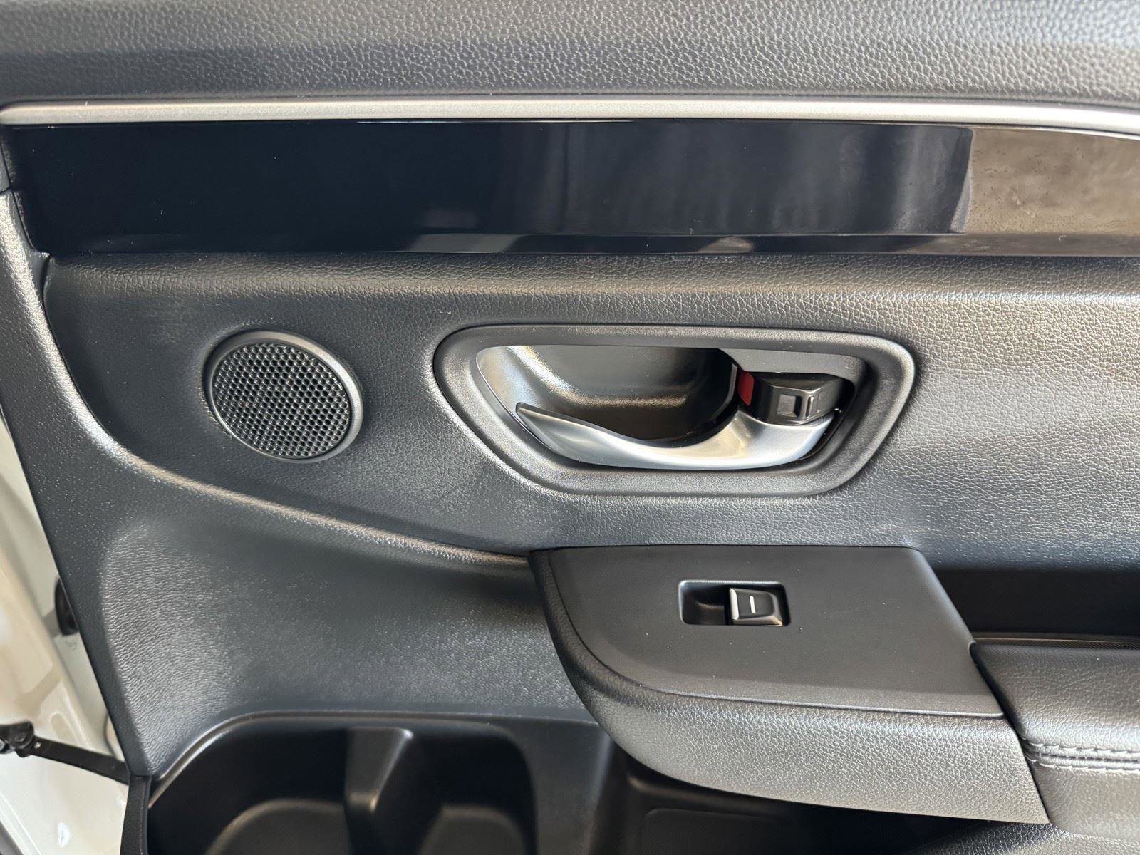 Used 2025 Honda Pilot Touring image 35