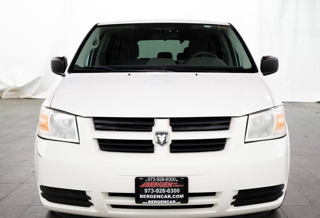 Used 2010 Dodge Grand Caravan SE w/ Climate Group FWD image 2