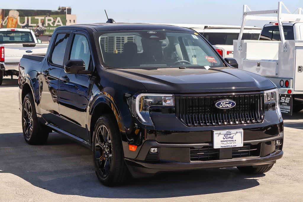 Used 2026 Ford Maverick Lobo AWD/4WD image 3