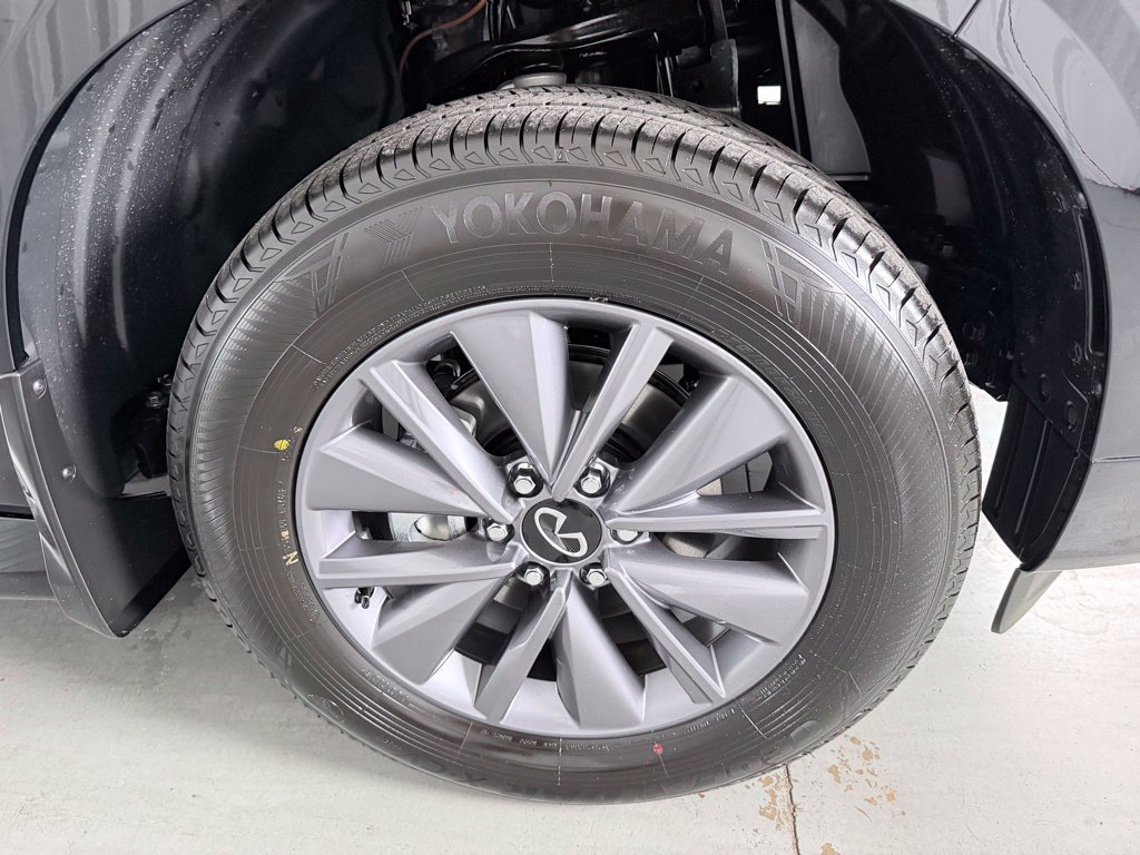 Used 2026 INFINITI QX80 Pure w/ Cargo Package RWD image 4