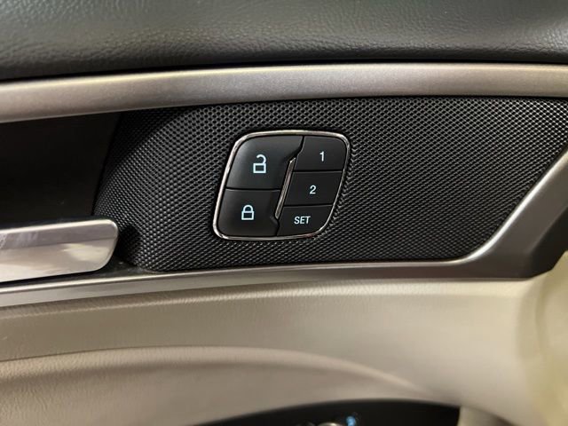 Used 2019 Ford Fusion SEL image 49