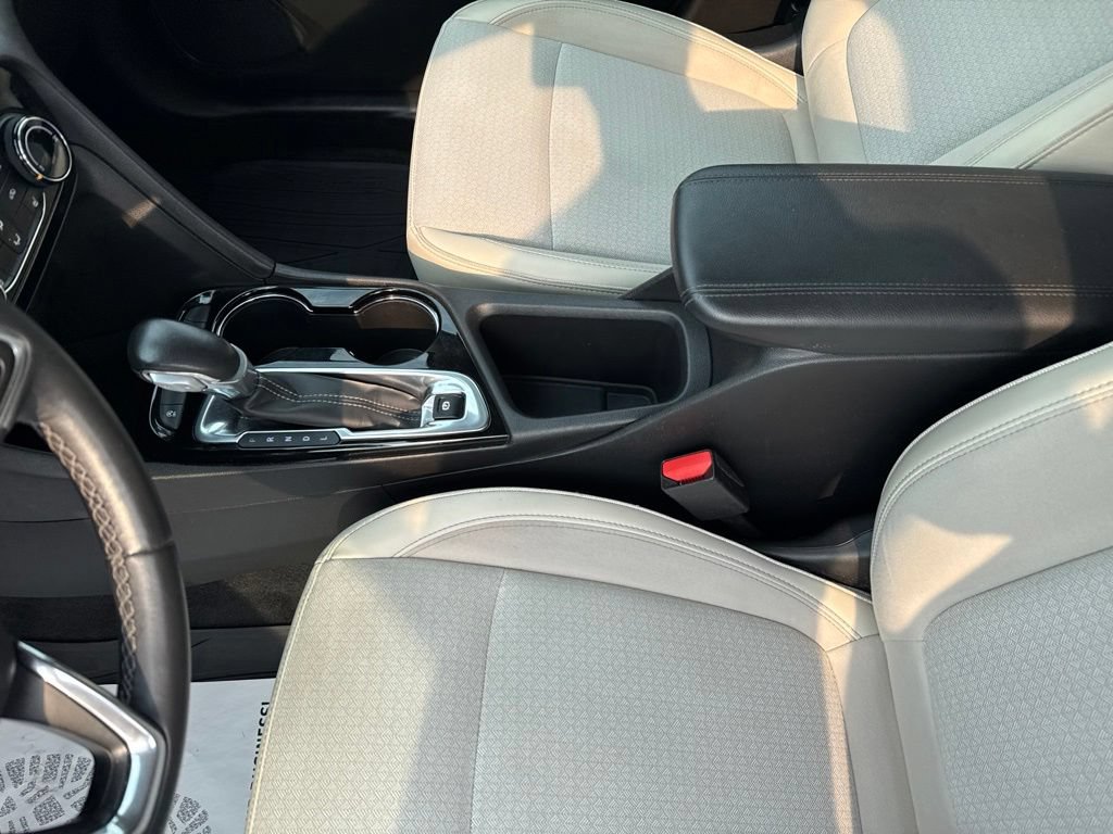 Used 2021 Buick Encore GX Preferred w/ Cold Weather Comfort Package FWD image 27
