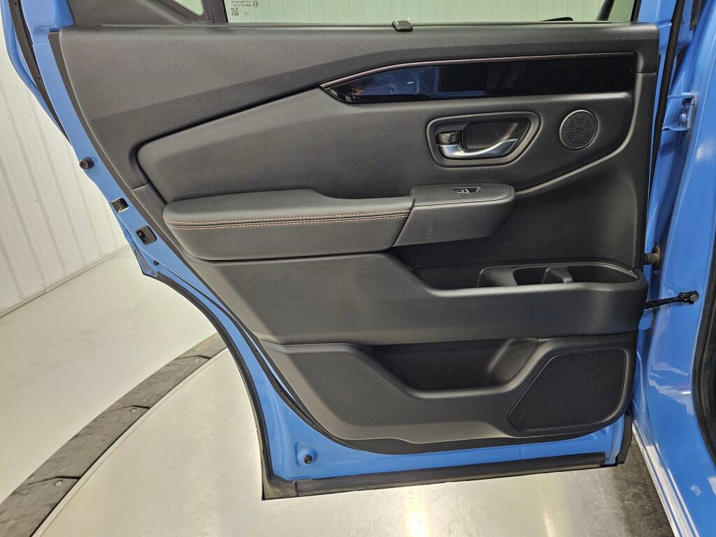 Certified 2023 Honda Pilot TrailSport image 38