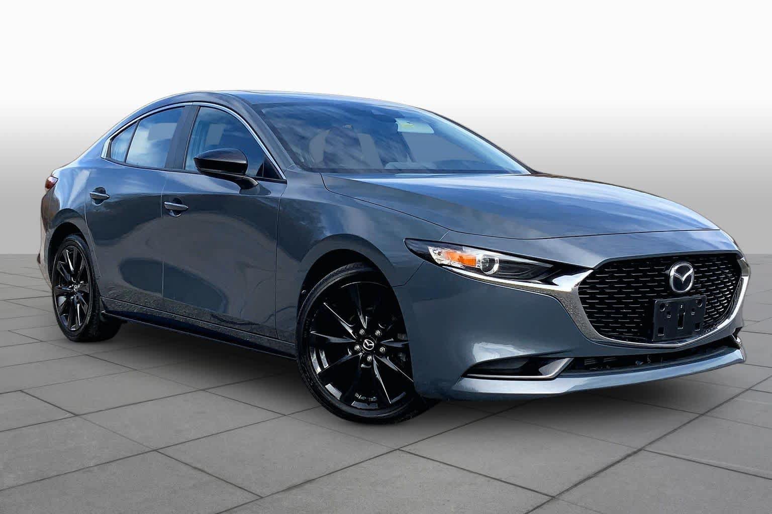 Used 2023 MAZDA MAZDA3 s FWD image 2