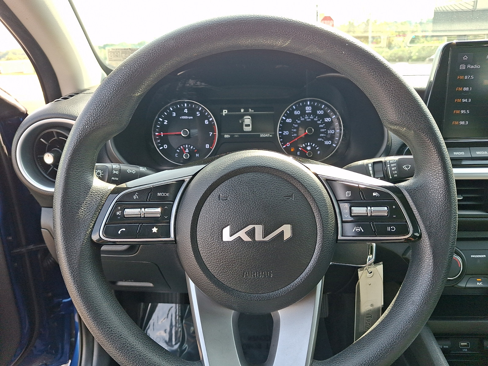 Used 2023 Kia Forte LXS w/ LXS Technology Package FWD image 20