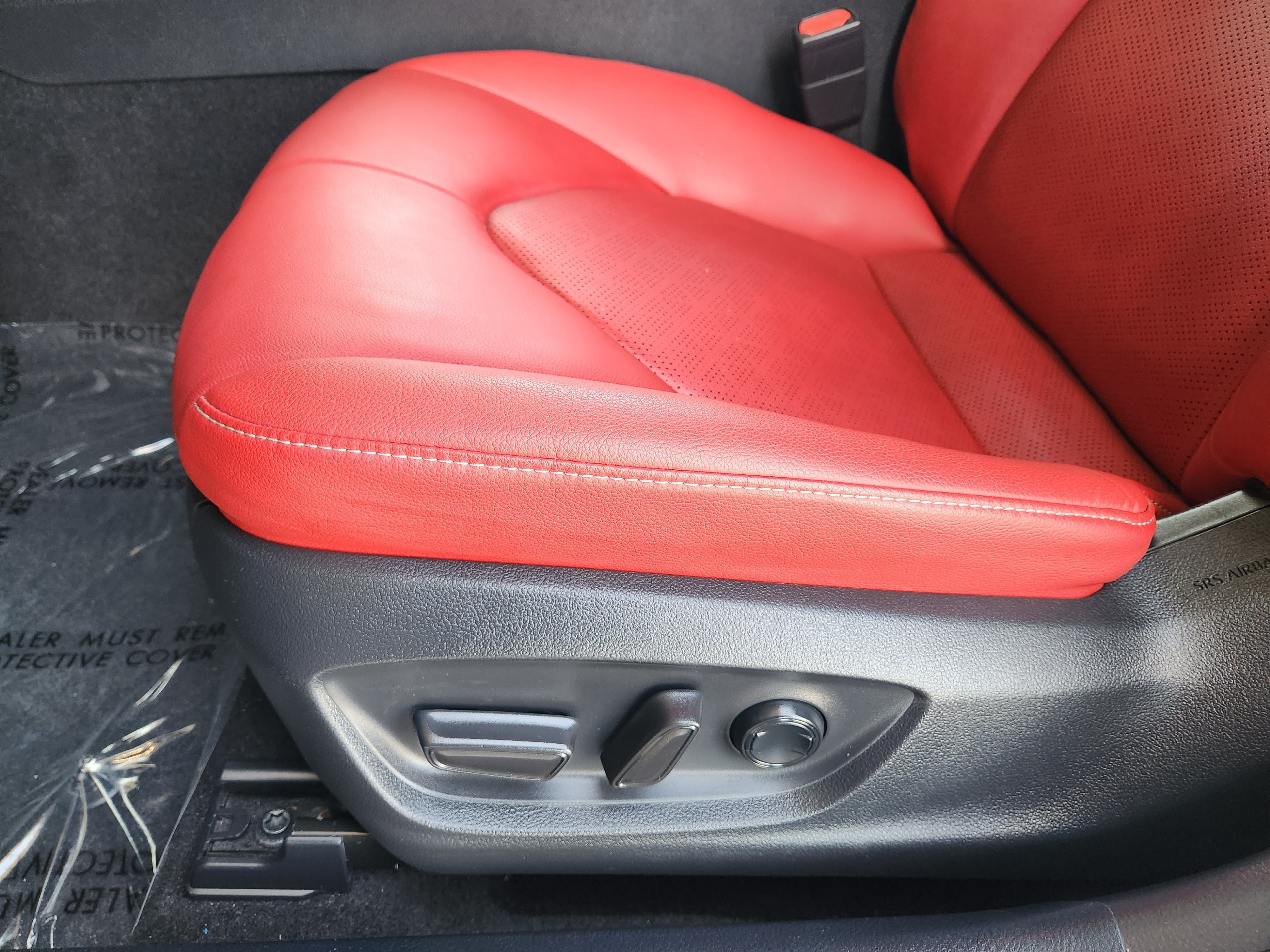 Used 2021 Toyota Camry XSE FWD image 25