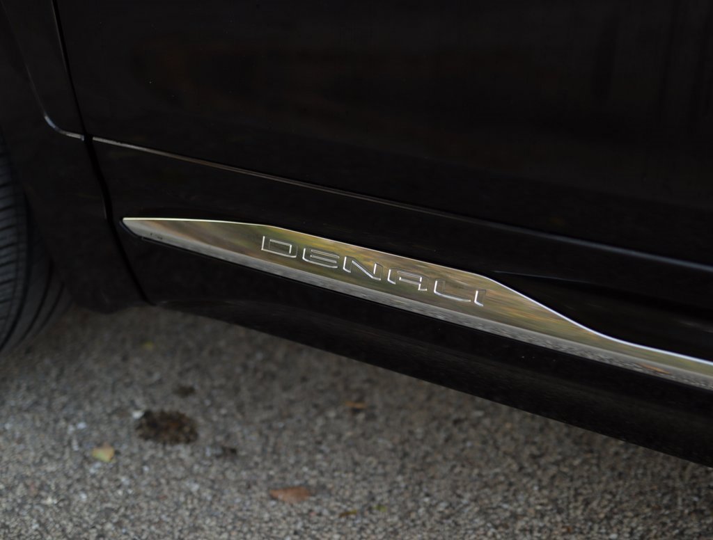 Used 2023 GMC Terrain Denali image 39