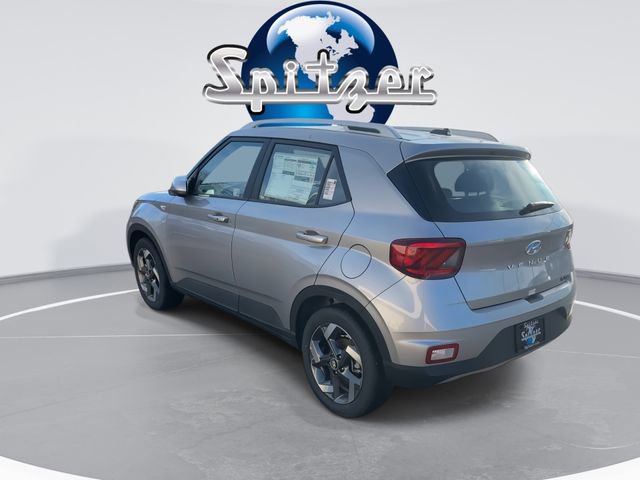 New 2025 Hyundai Venue SEL image 7
