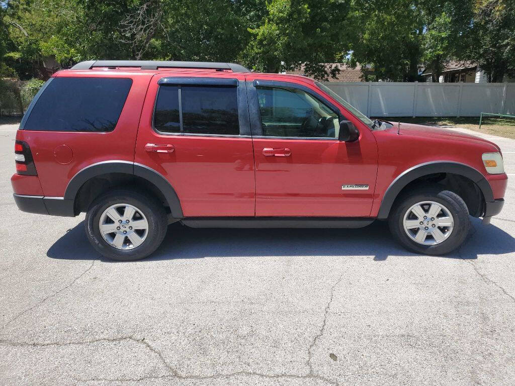 Used 2007 Ford Explorer XLT RWD image 7