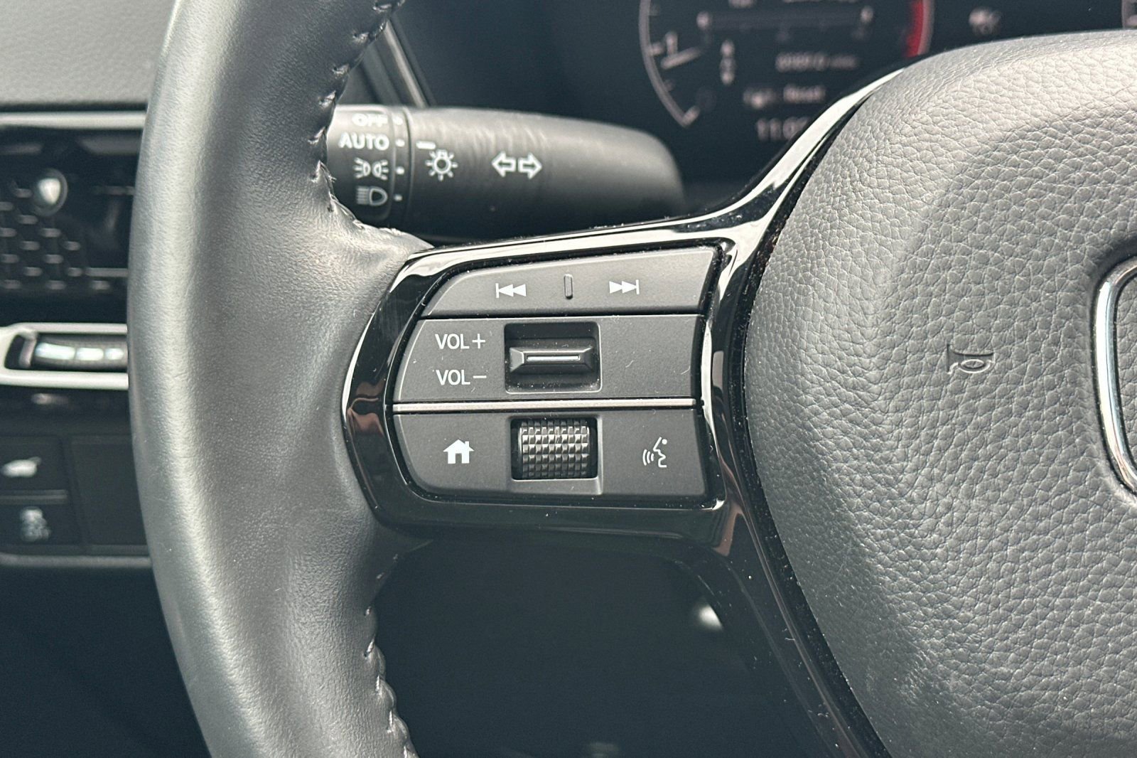 Used 2024 Honda CR-V EX-L image 30