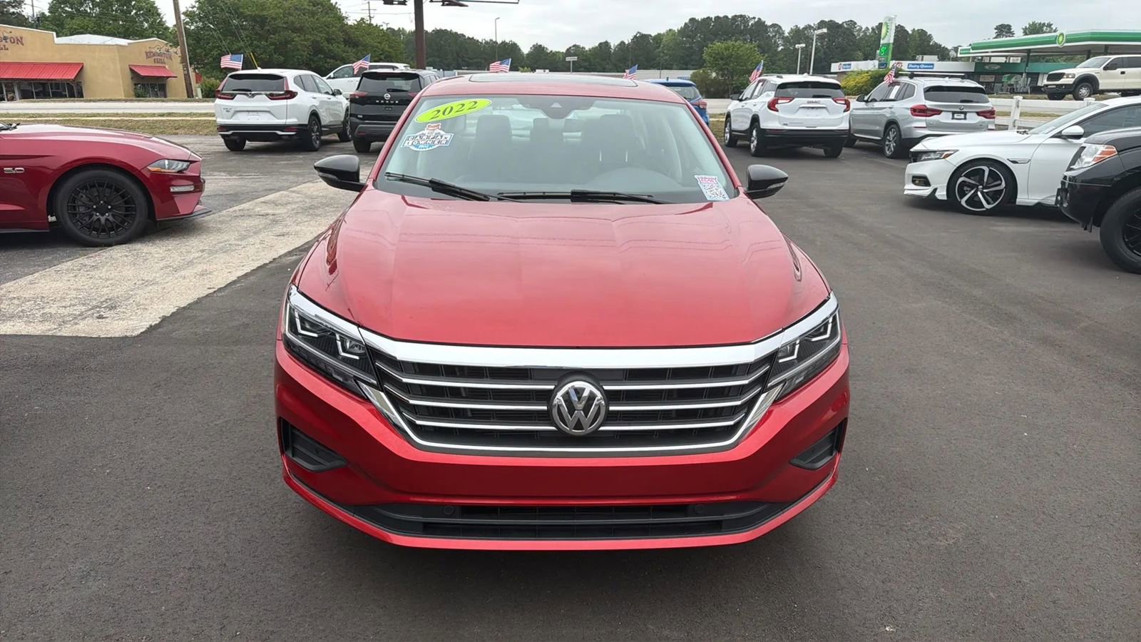 Used 2022 Volkswagen Passat 2.0T FWD image 8