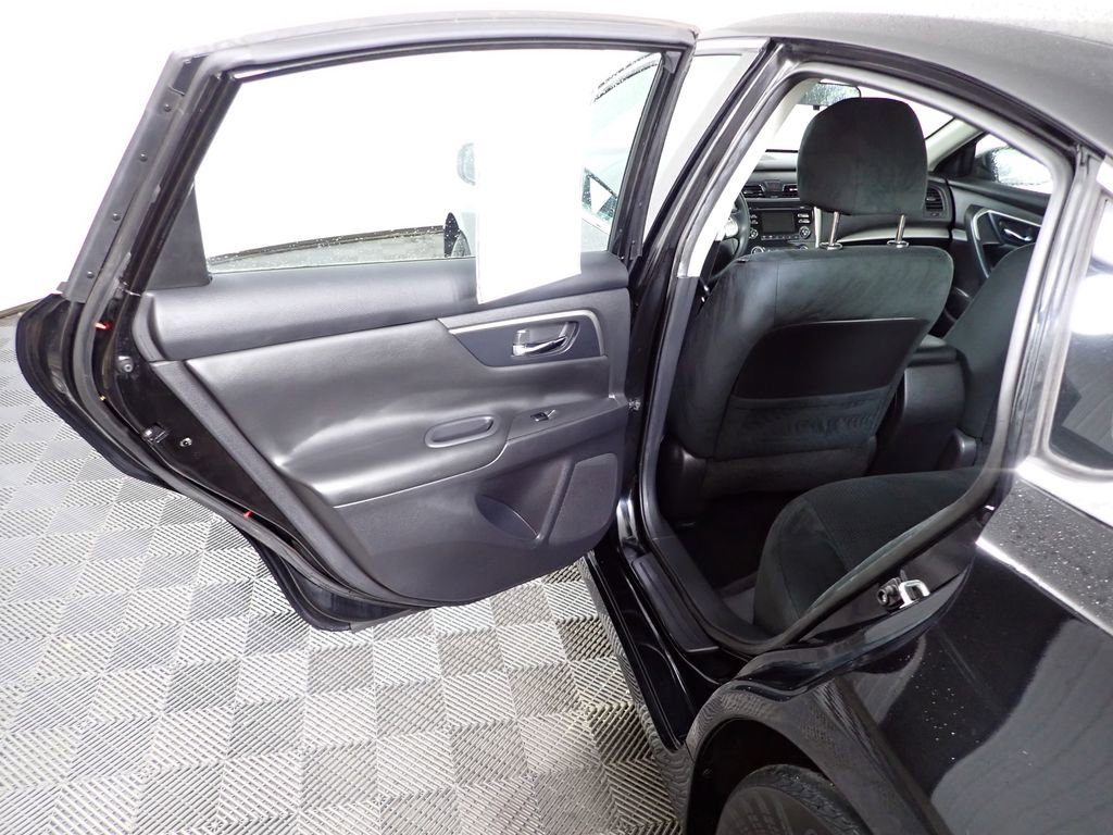 Used 2015 Nissan Altima 2.5 S w/ Special Edition Package image 36