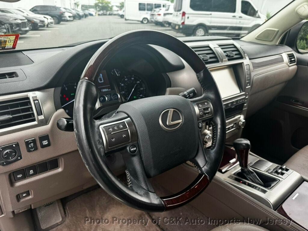 Used 2019 Lexus GX 460 Premium AWD/4WD image 21