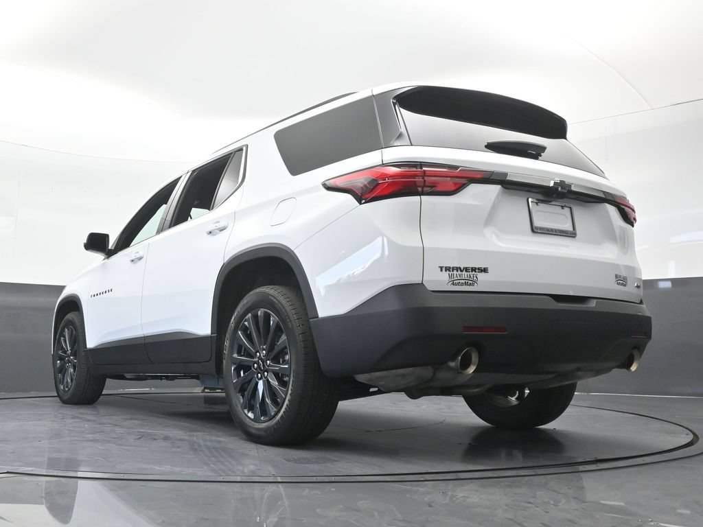 Used 2023 Chevrolet Traverse RS FWD image 68