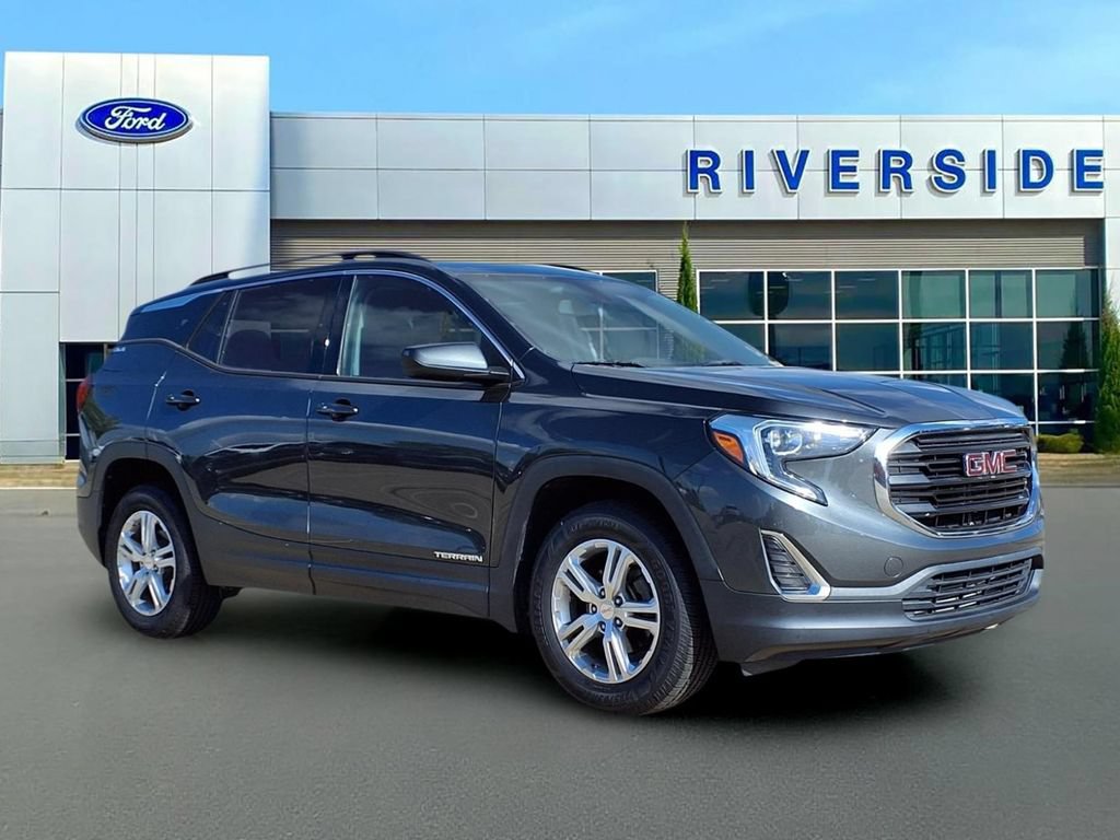 Used 2018 GMC Terrain SLE w/ Driver Convenience Package AWD/4WD image 1