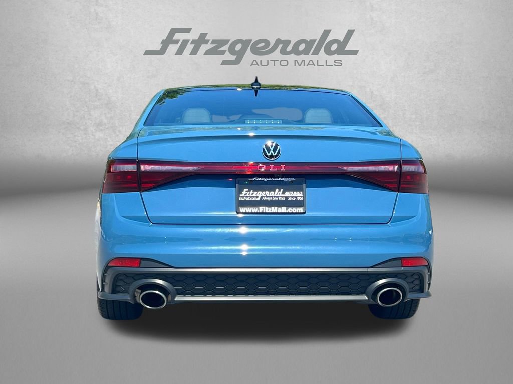 Used 2025 Volkswagen Jetta GLI Autobahn FWD image 7
