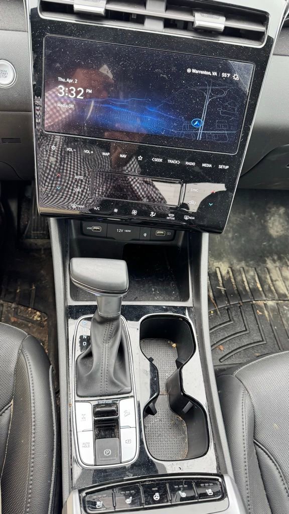 Used 2023 Hyundai Santa Cruz Limited image 16