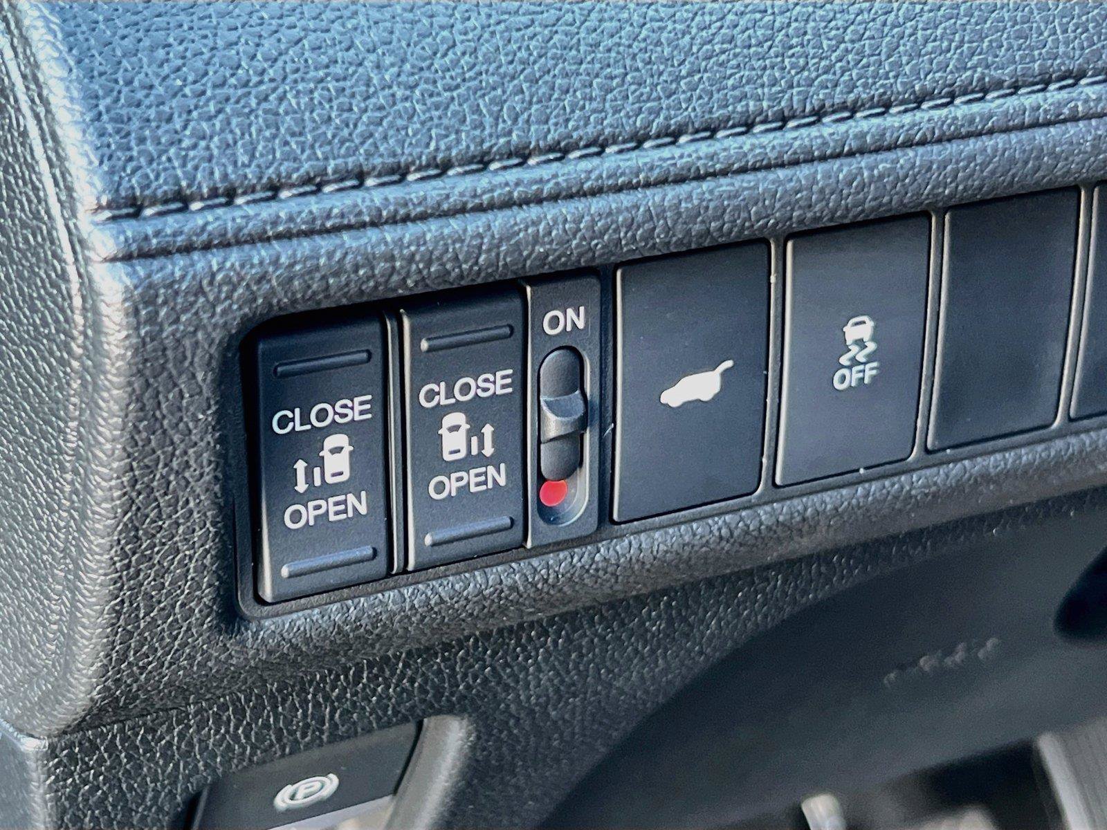 Used 2025 Honda Odyssey EX-L image 14