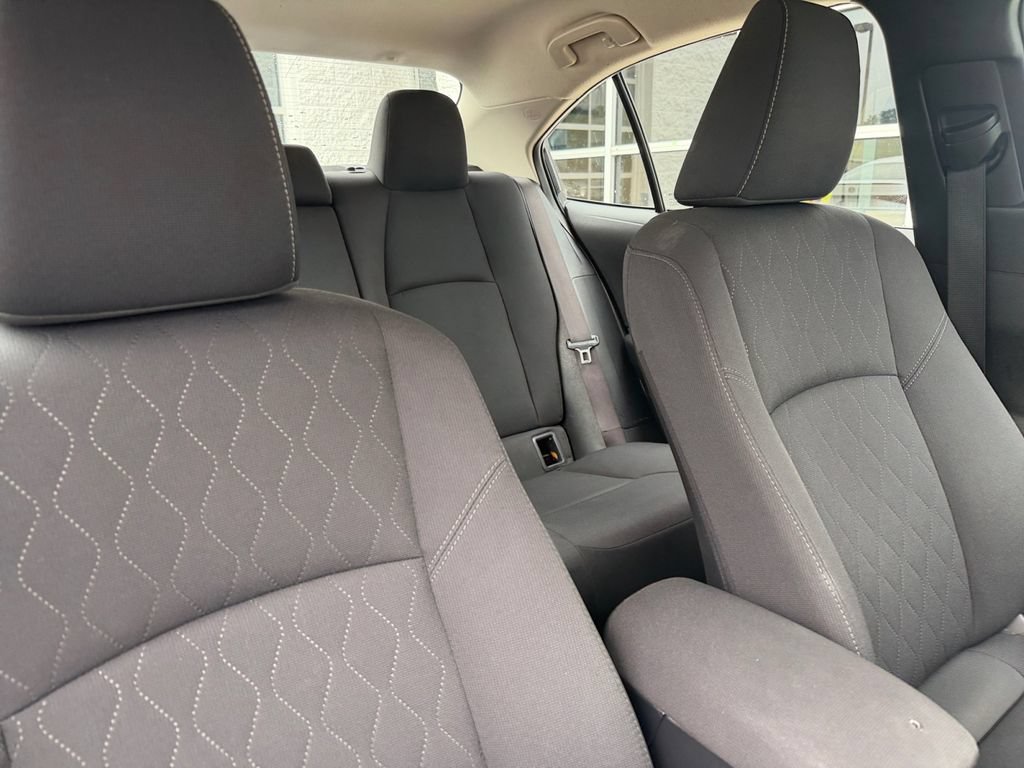 Used 2024 Toyota Corolla LE FWD image 29