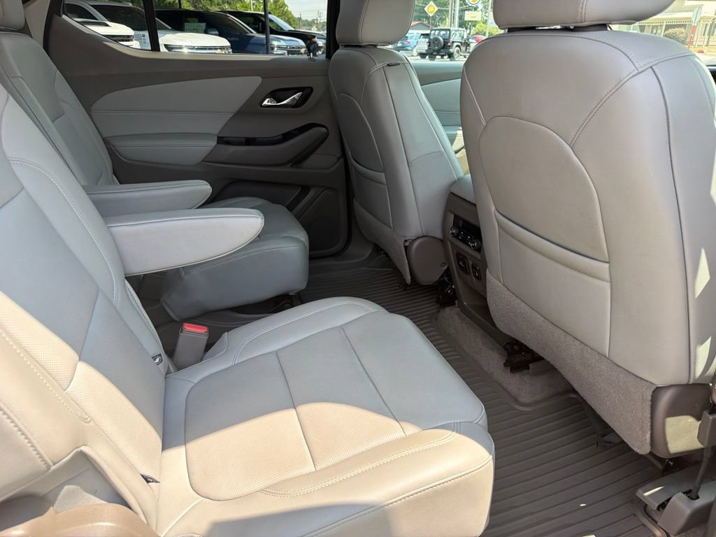 Used 2020 Chevrolet Traverse Premier FWD image 20
