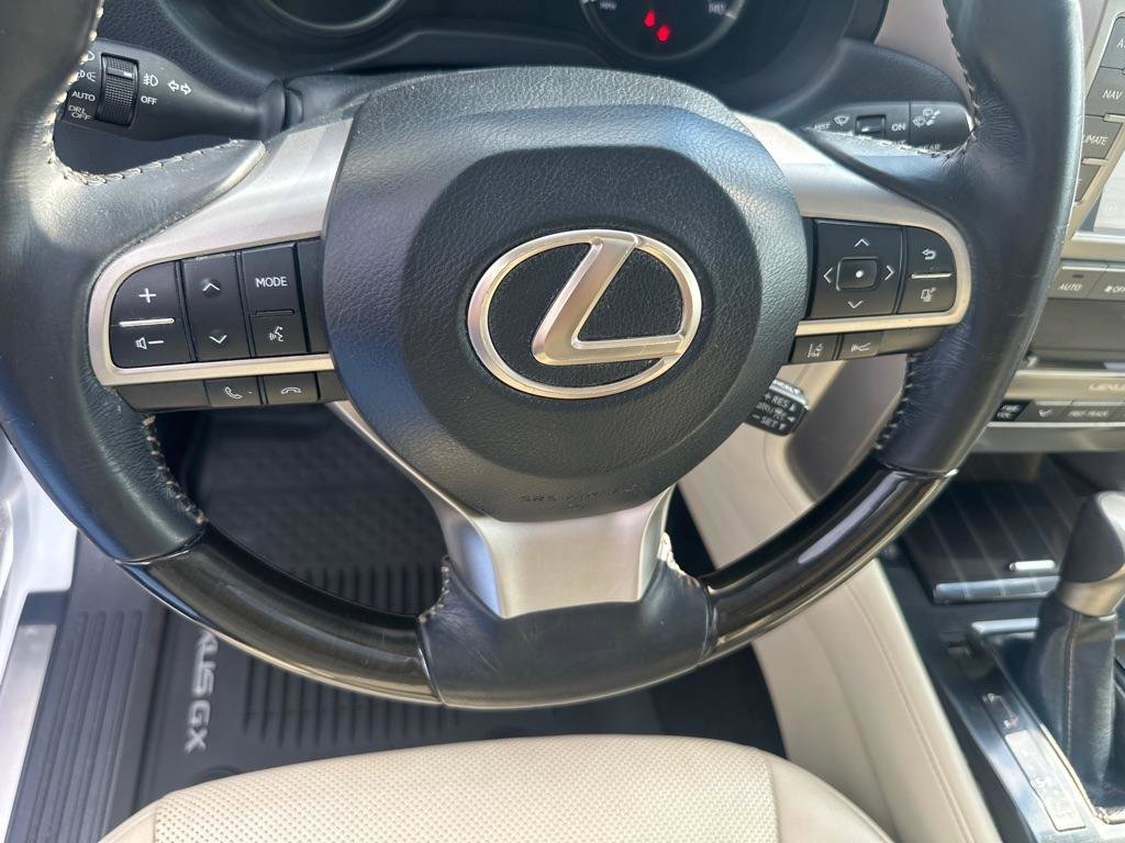 Used 2020 Lexus GX 460 Premium w/ Premium Package AWD/4WD image 27