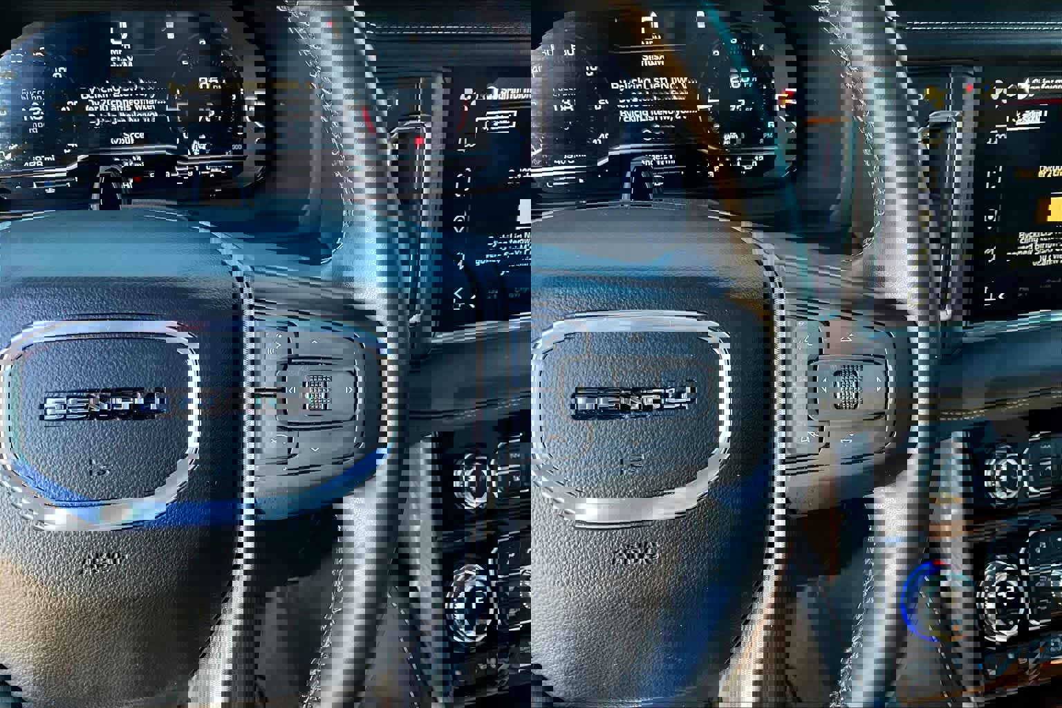 Used 2024 GMC Yukon XL Denali Ultimate image 24