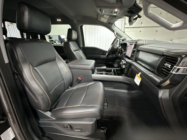 New 2026 Ford F350 Lariat w/ Lariat Premium Package image 29
