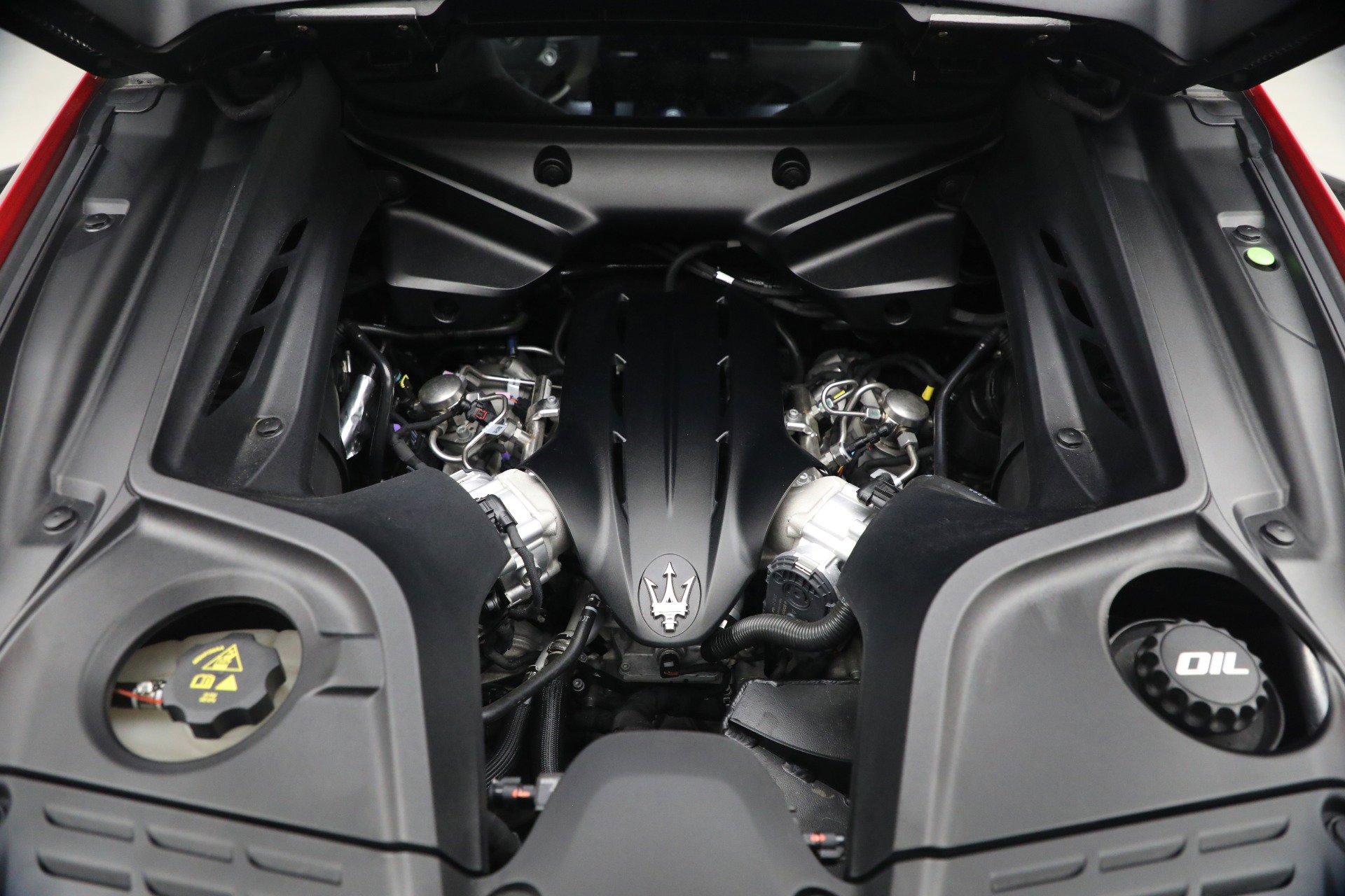 Certified 2022 Maserati MC20 Coupe image 22