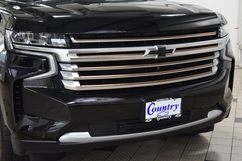 Used 2023 Chevrolet Tahoe High Country AWD/4WD image 13