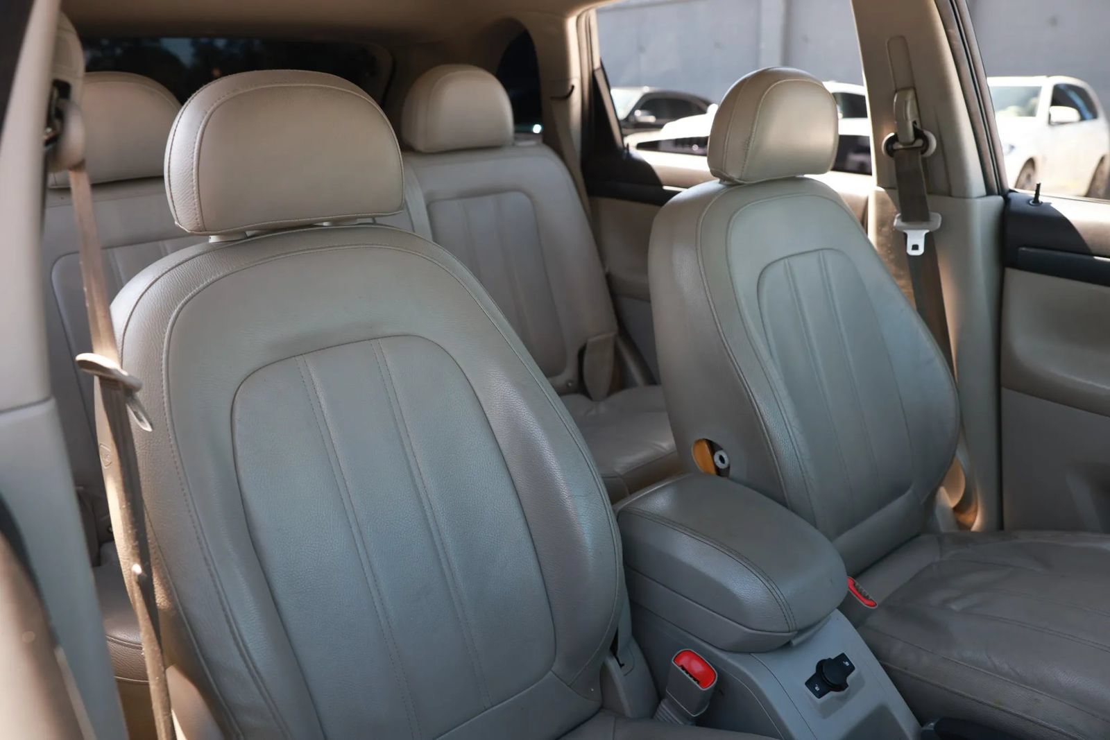 Used 2008 Saturn Vue XR w/ Premium Trim Package FWD image 18