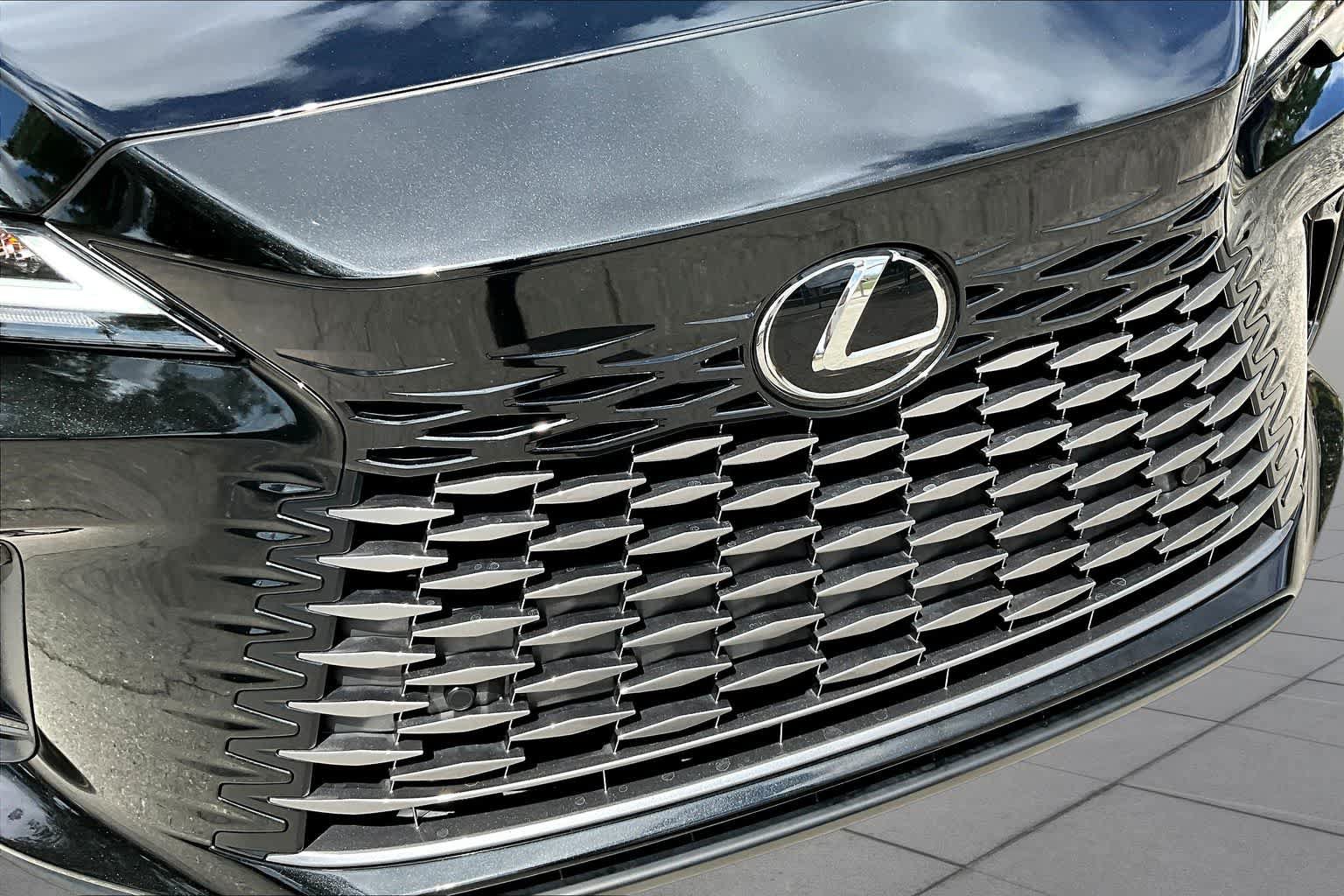 Used 2024 Lexus RX 350 FWD w/ Technology Package image 58