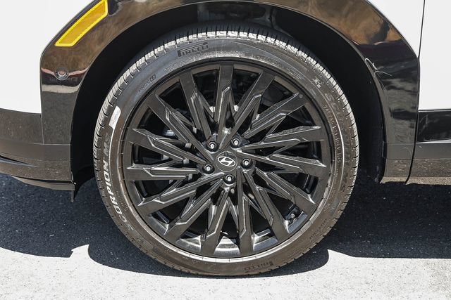 Certified 2025 Hyundai Santa Fe Calligraphy AWD/4WD image 11