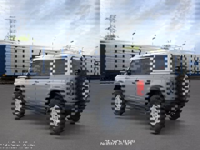 New 2026 Ford Bronco Heritage Edition image 4