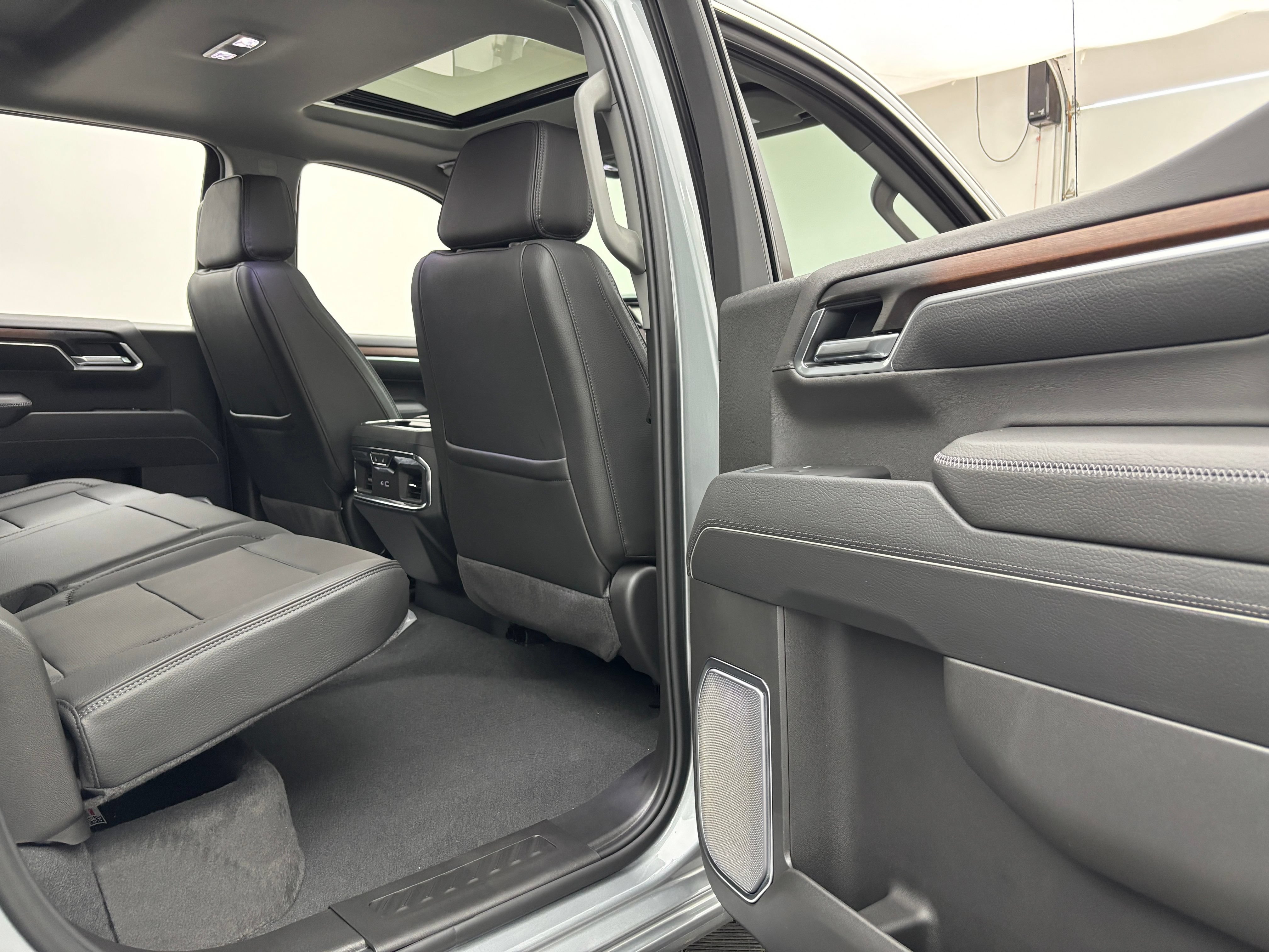 New 2026 GMC Sierra 1500 Denali AWD/4WD image 39