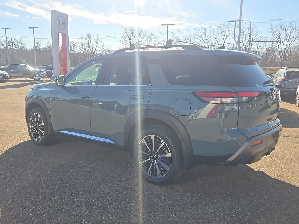 New 2026 Nissan Pathfinder Platinum image 5