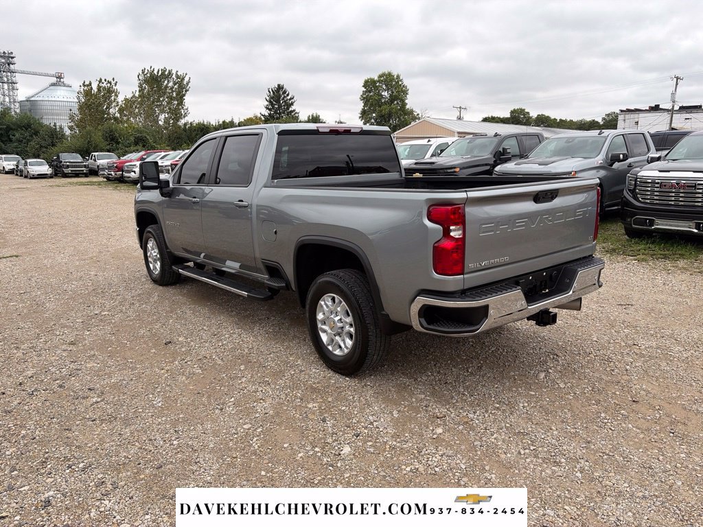 Used 2025 Chevrolet Silverado 2500 LT w/ All Star Edition AWD/4WD image 3