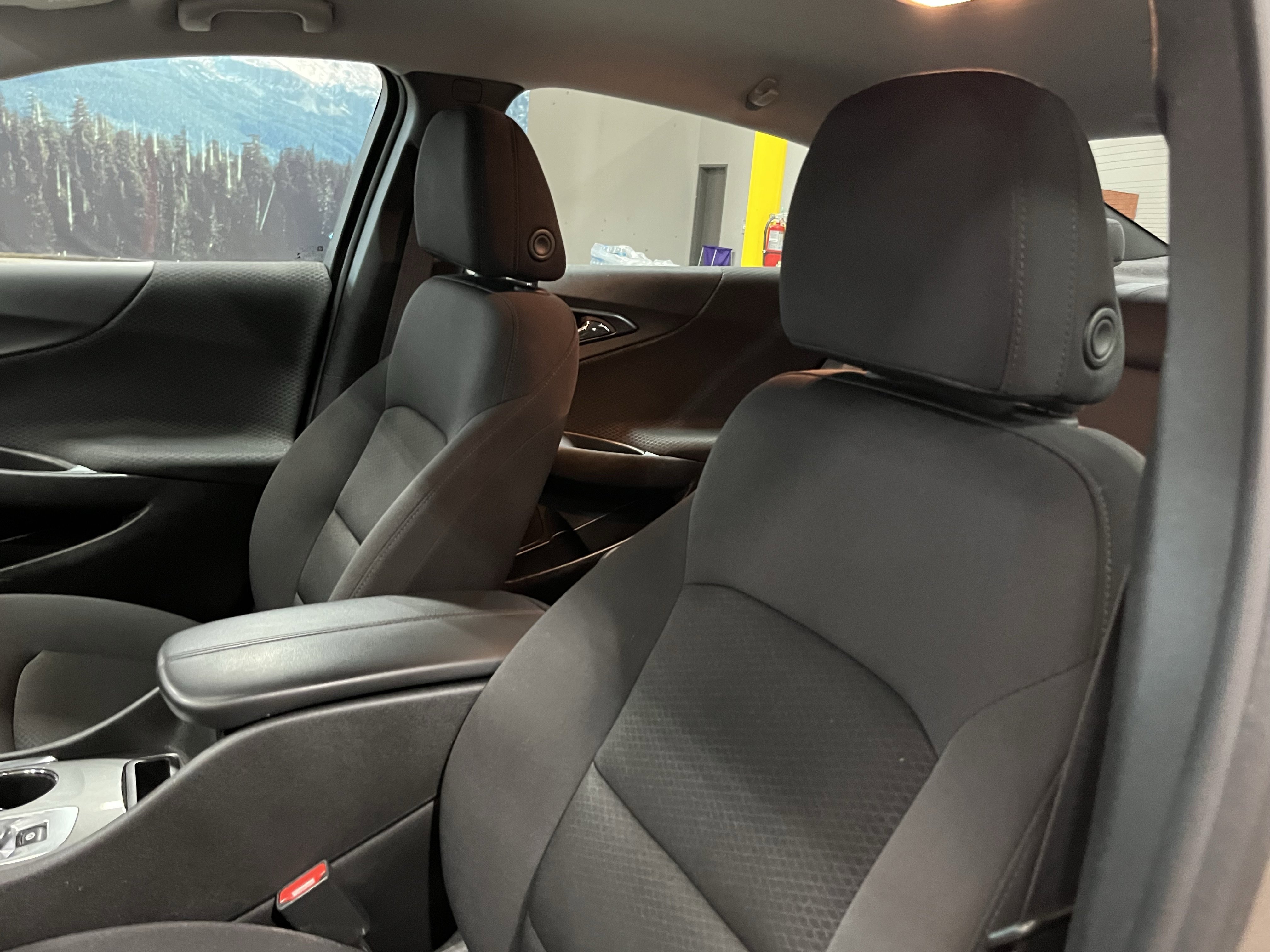 Used 2023 Chevrolet Malibu LT w/ Driver Confidence Package image 18
