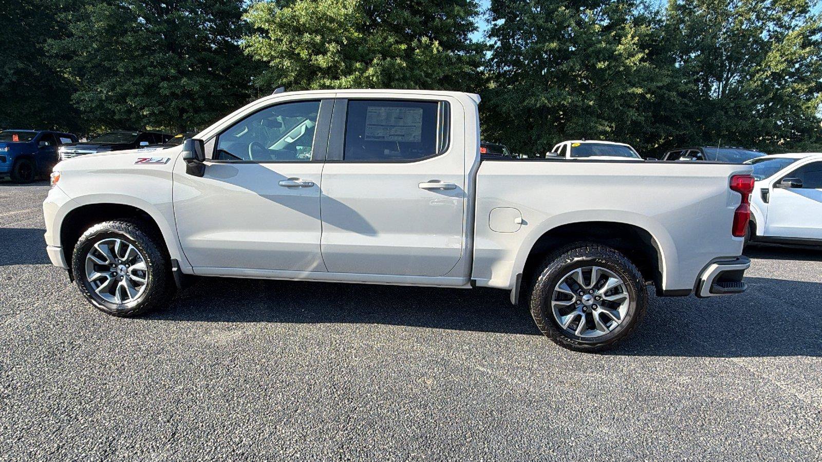 New 2026 Chevrolet Silverado 1500 RST w/ RST All Star Premium Package AWD/4WD image 11