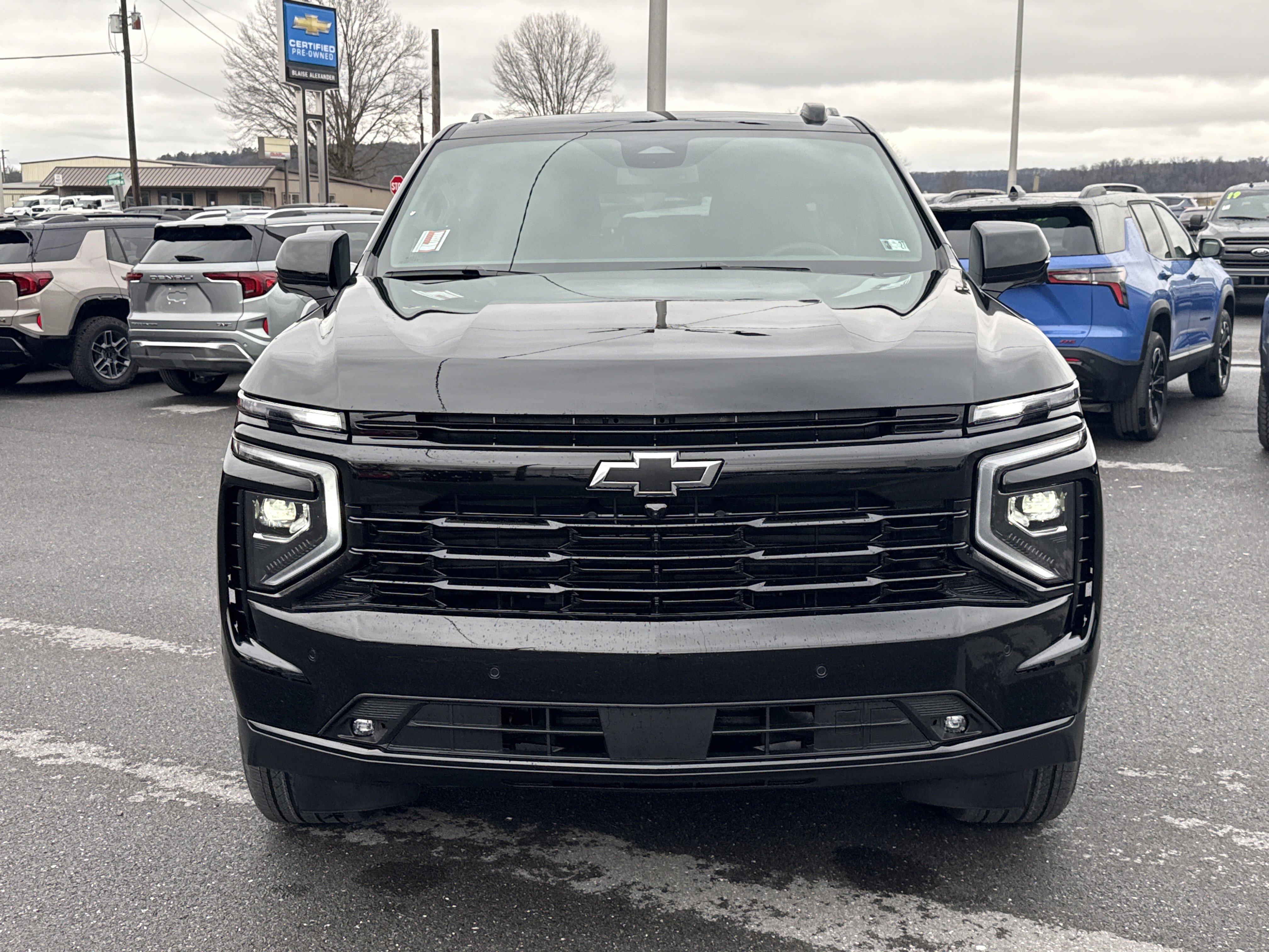 New 2026 Chevrolet Suburban RST w/ RST Capability Package image 8