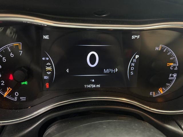 Used 2014 Jeep Grand Cherokee Limited w/ Trailer Tow Group IV image 2