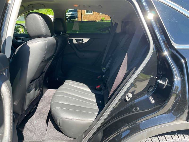 Used 2012 INFINITI FX35 AWD w/ Premium Pkg image 27