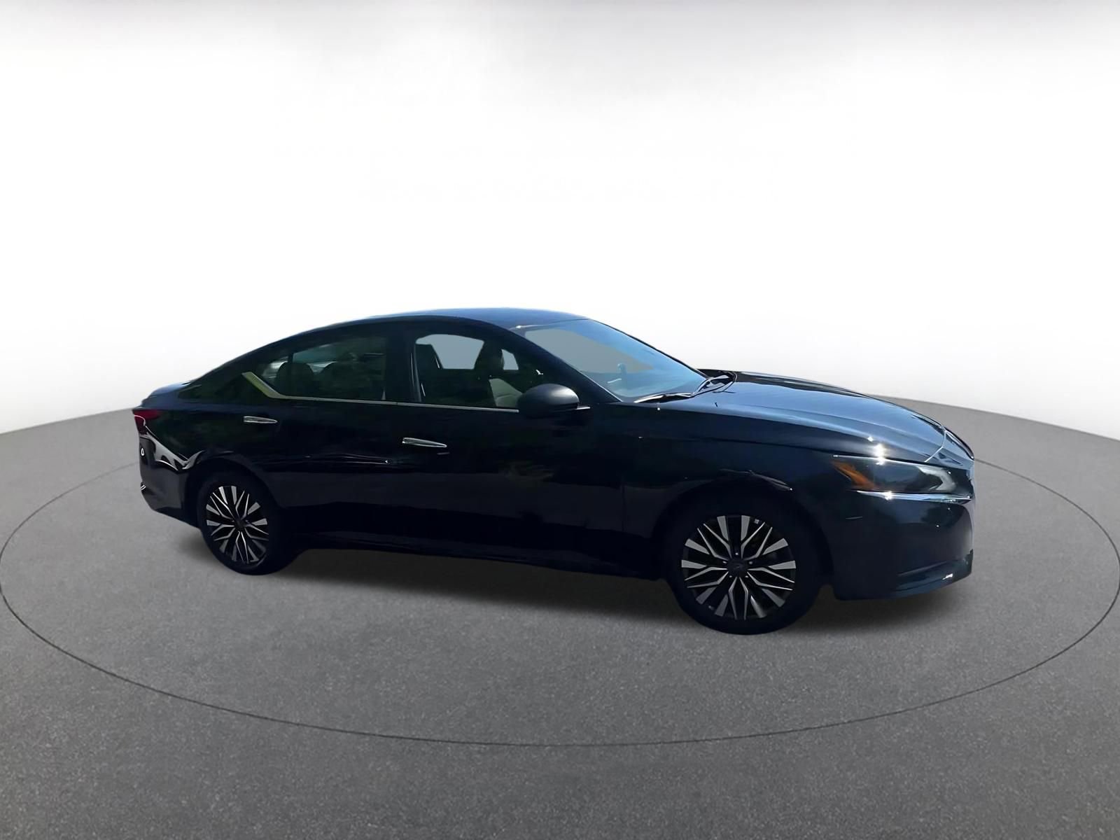 Used 2025 Nissan Altima 2.5 SV FWD video 2
