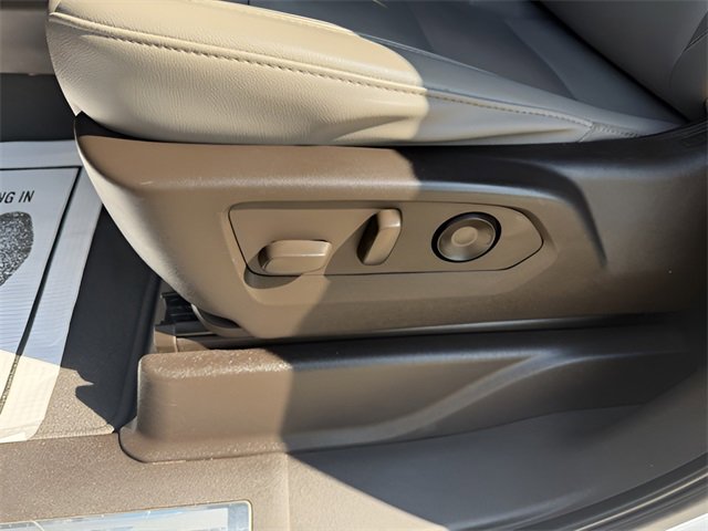 Used 2021 Chevrolet Tahoe LT w/ Luxury Package image 19