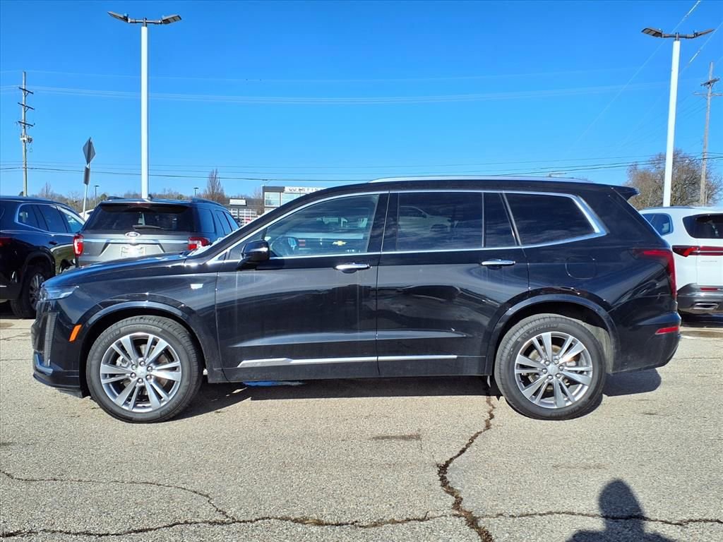 Used 2024 Cadillac XT6 Premium Luxury image 7