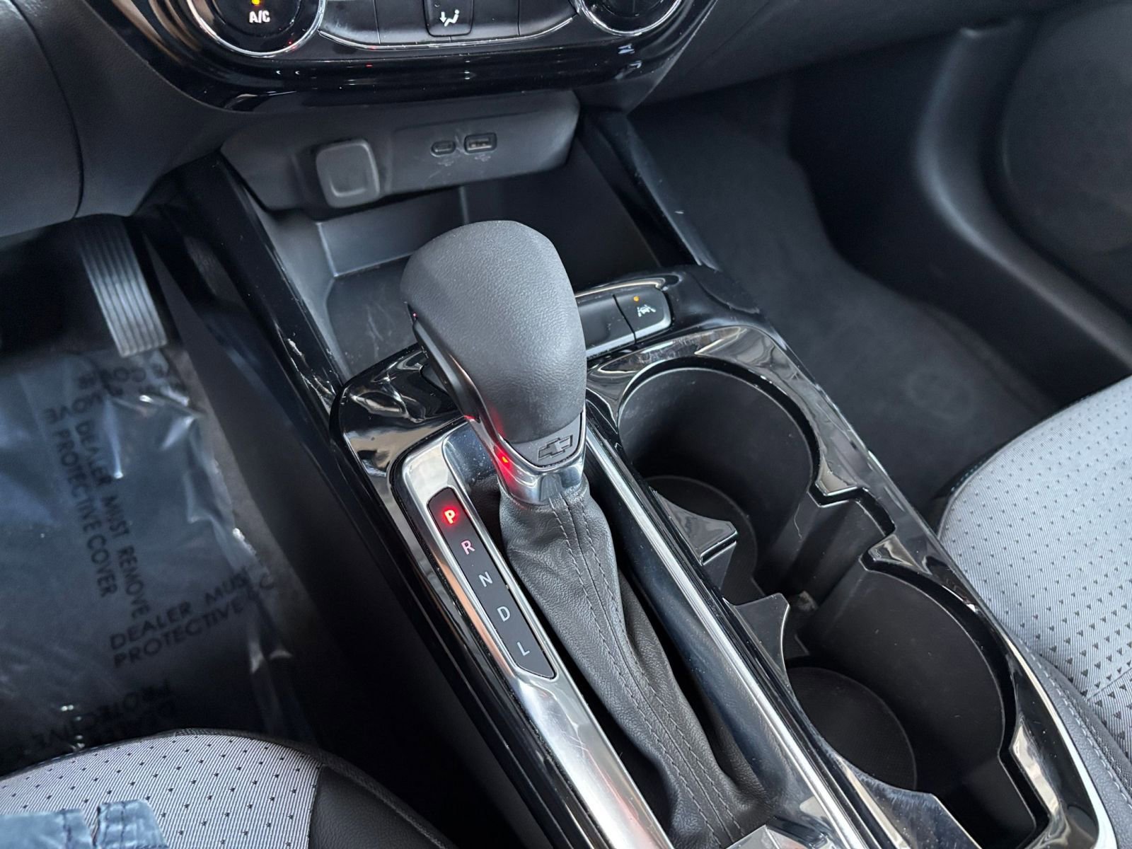 Used 2025 Chevrolet Trax LT image 43