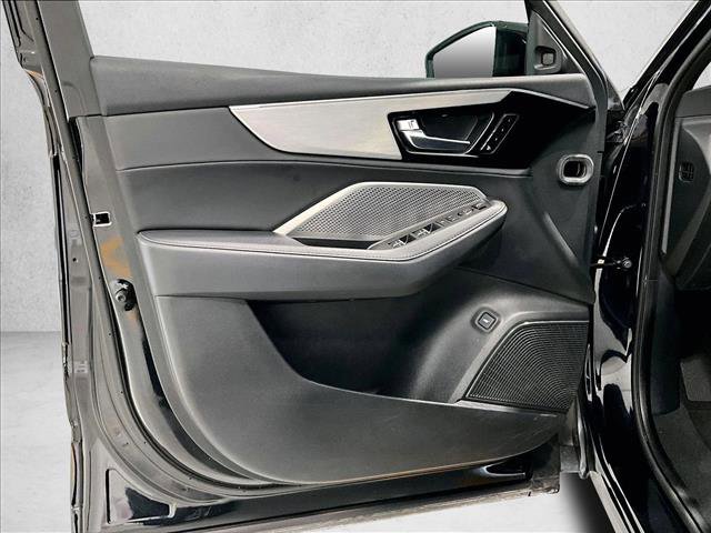 Used 2023 Acura MDX SH-AWD image 18