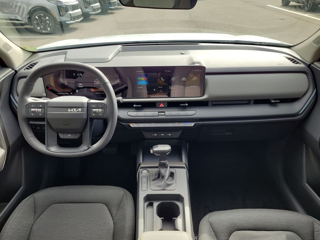 New 2027 Kia Seltos LX FWD image 17