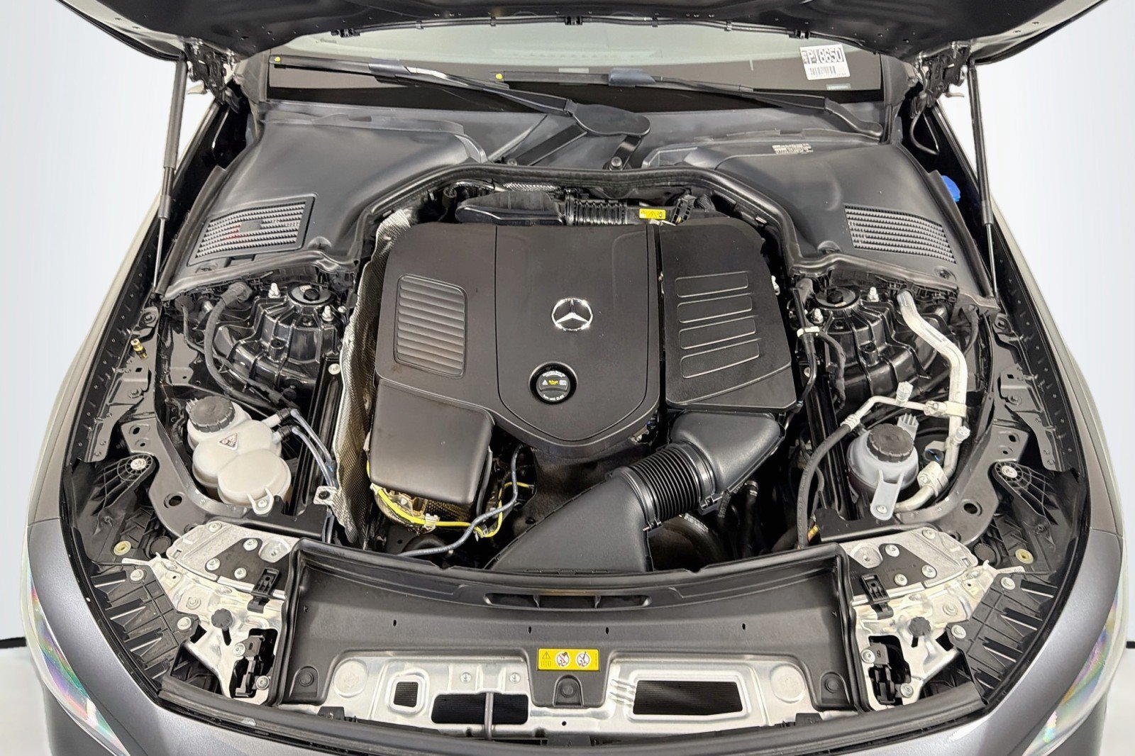 Used 2025 Mercedes-Benz CLE 300 4MATIC Coupe image 11